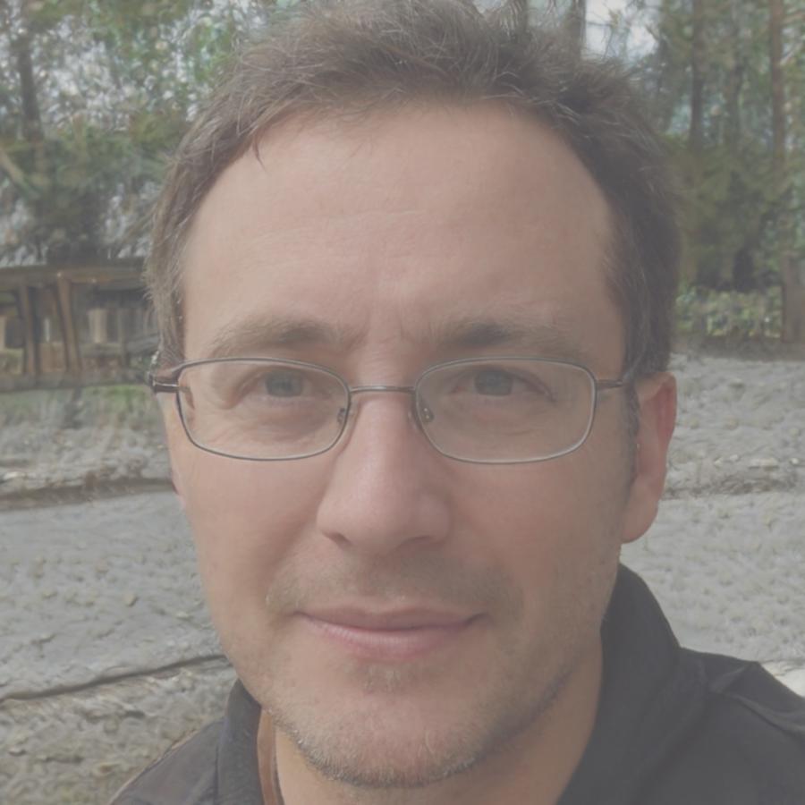 Tomáš Novák - Senior finanční stratég
